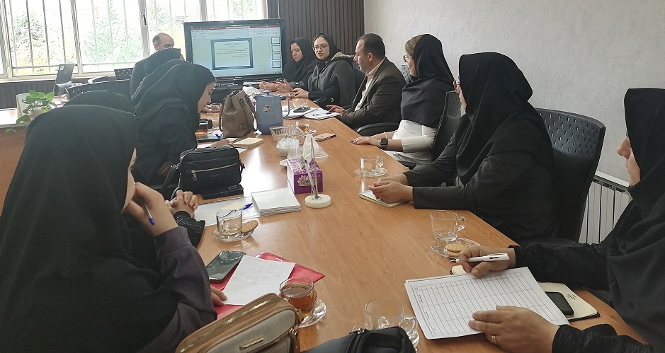 برگزاری نشست تحلیل و بررسی موارد مرگ ناشی از خودکشی در شهرستان استهبان