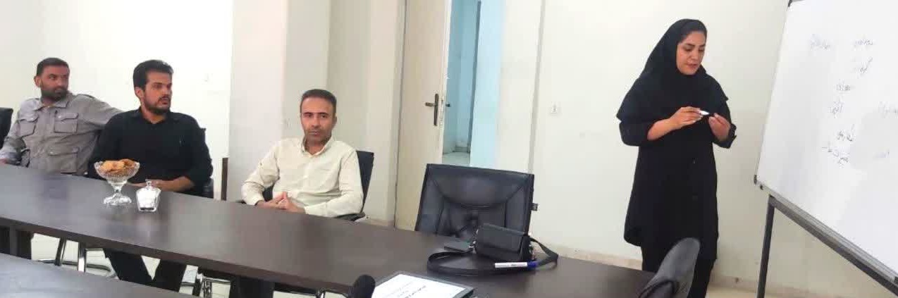 برگزاری دوره آموزشی با عنوان آموزش راهکارهای کنترل و مدیریت استرس شغلی در کارخانه سیمان استهبان