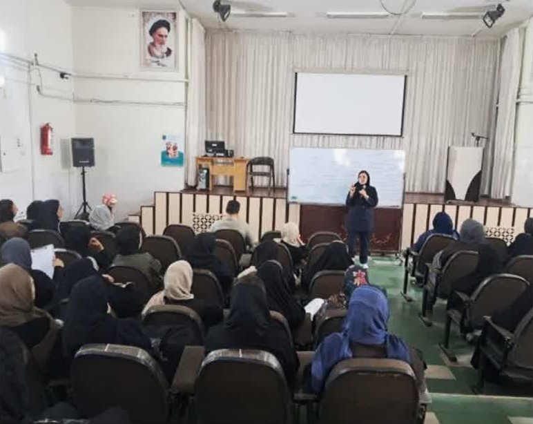 مدیریت فضای مجازی برای والدین