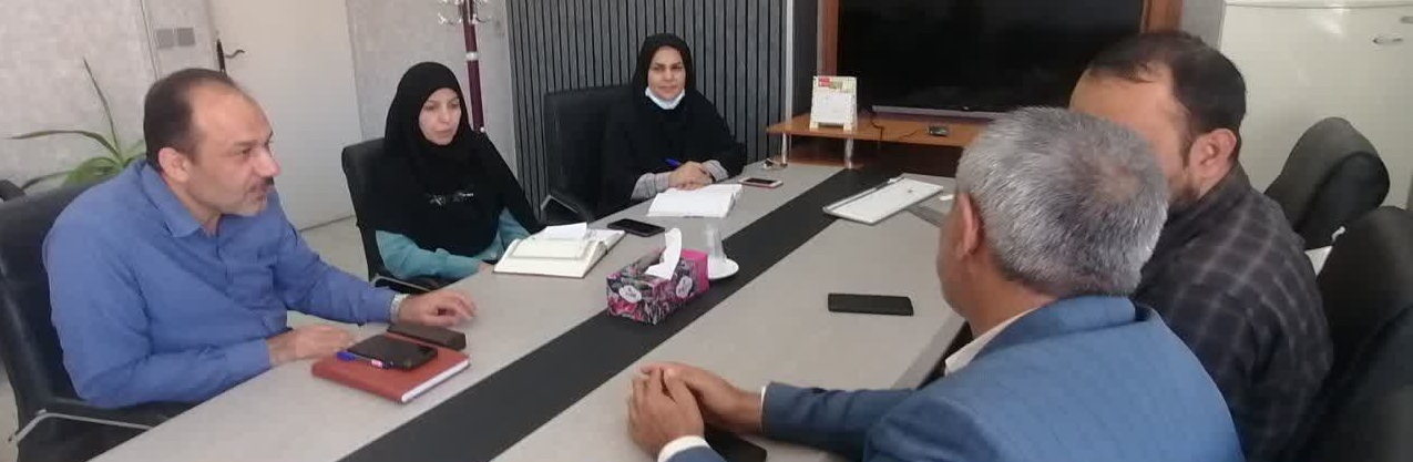  نشست هماهنگی برگزاری اردوی جهادی دندان&zwnj;پزشکی شهر ایج 