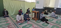 برگزاری مراسم زیارت عاشورا به مناسبت هفته بسیج در محل شبکه بهداشت، درمان و آموزش شهرستان استهبان