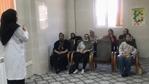 همزمان با هفته ملی جمعیت؛ جلسه آموزش بهداشت دهان و دندان به مادران باردار در مرکز خدمات جامع سلامت شهری حاج کریمی برگزار گردید.  